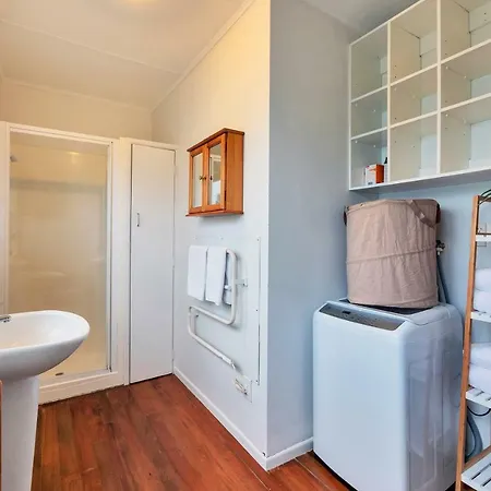 Sunny & Cozy Home Near Western Springs Auckland Exterior photo